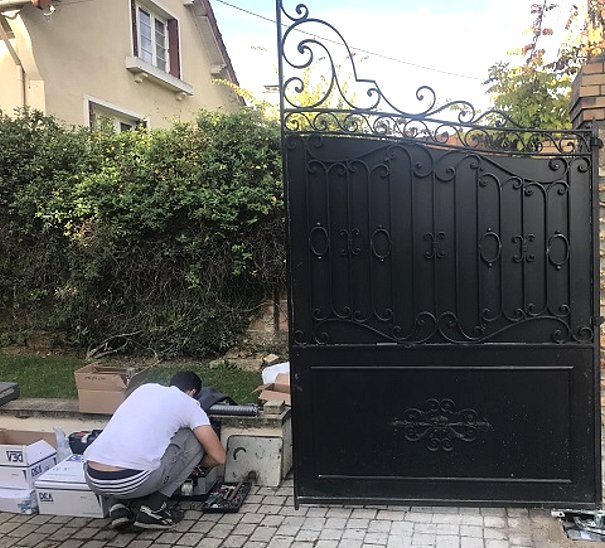 Dépannage portail Electrique Gassin 83580